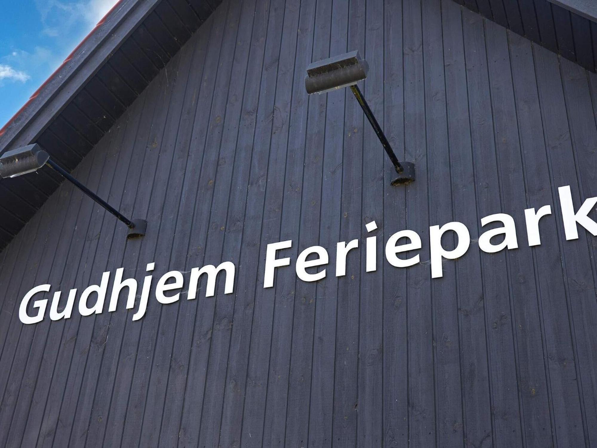 5 Person On A In * Gudhjem